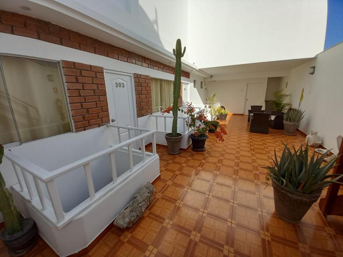 פאראקאס Hostal Los Frayles מראה חיצוני תמונה