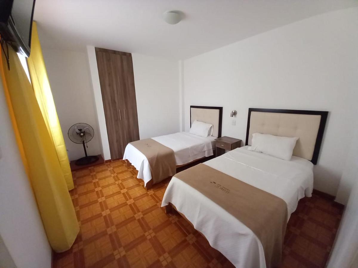 פאראקאס Hostal Los Frayles מראה חיצוני תמונה